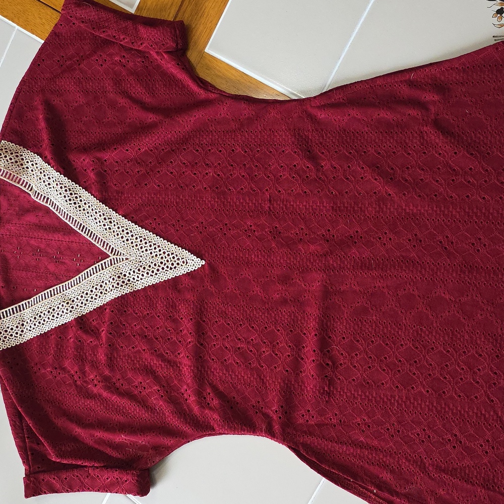 Burgundy Lace Womens Top Size Medium